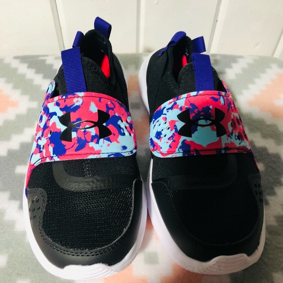 NWT UNDER ARMOUR BIG KIDS GGS RUNPLAY CAMO - BLACK CAMO - Picture 7 of 14